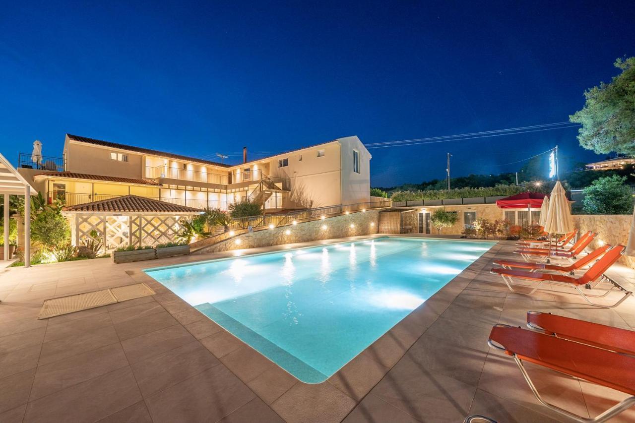Makris Yialos Apartments 라시 외부 사진