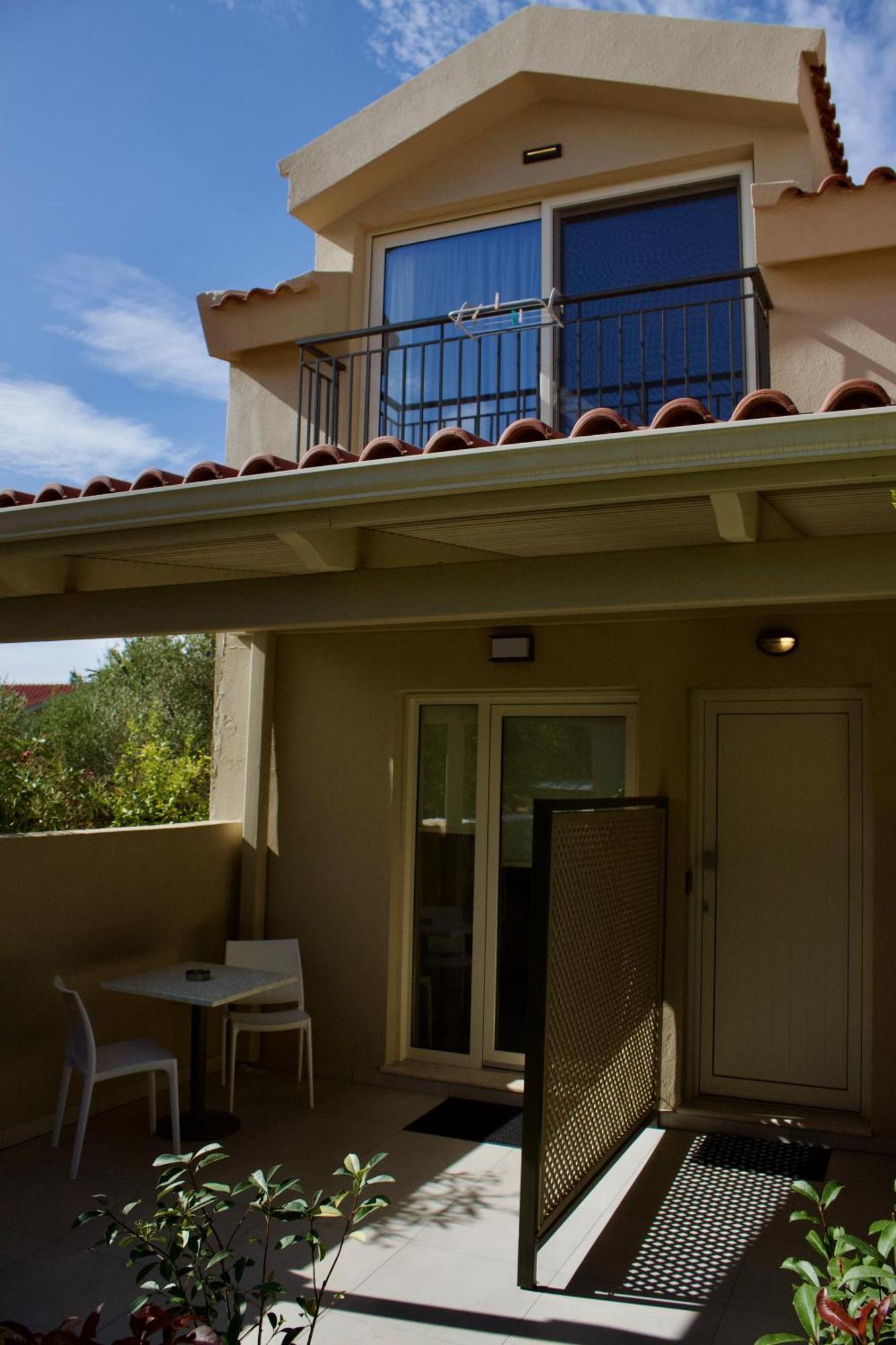 Makris Yialos Apartments 라시 외부 사진